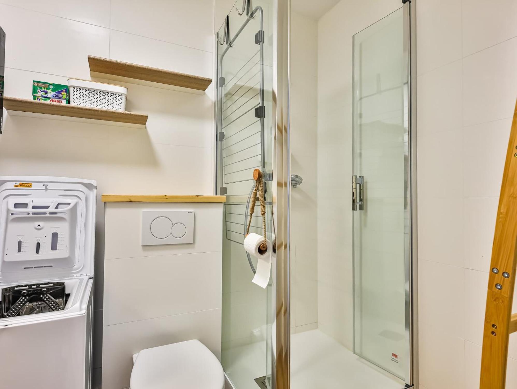 Appartement Au Pied De La Plage, Vue Imprenable Sur La Mer เลส์ซาบล์-โดล็อนน์ ภายนอก รูปภาพ
